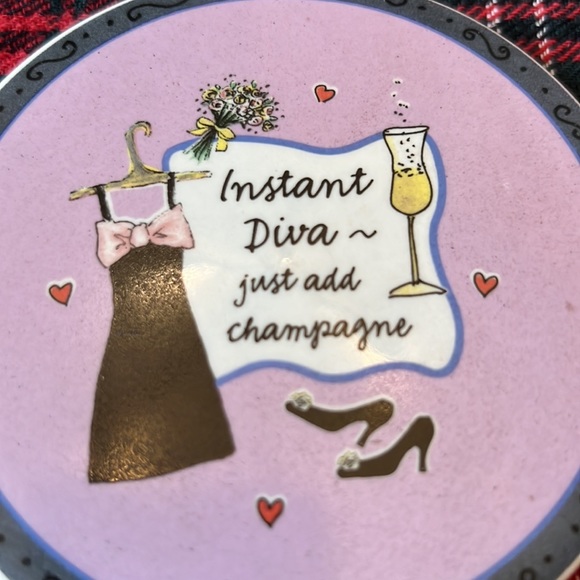 Linda Grayson collection of glasses and coasters - Picture 8 of 14